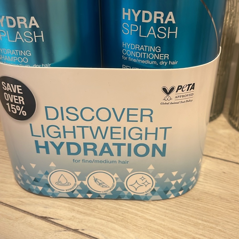 Joico Hydra Splash Hydrating Shampoo & Conditioner Liters Bundle - Picture 3 of 4